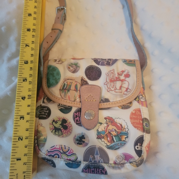 Disney Dooney & Bourke Button Crossbody Disney Parks Exclusive - Picture 10 of 12
